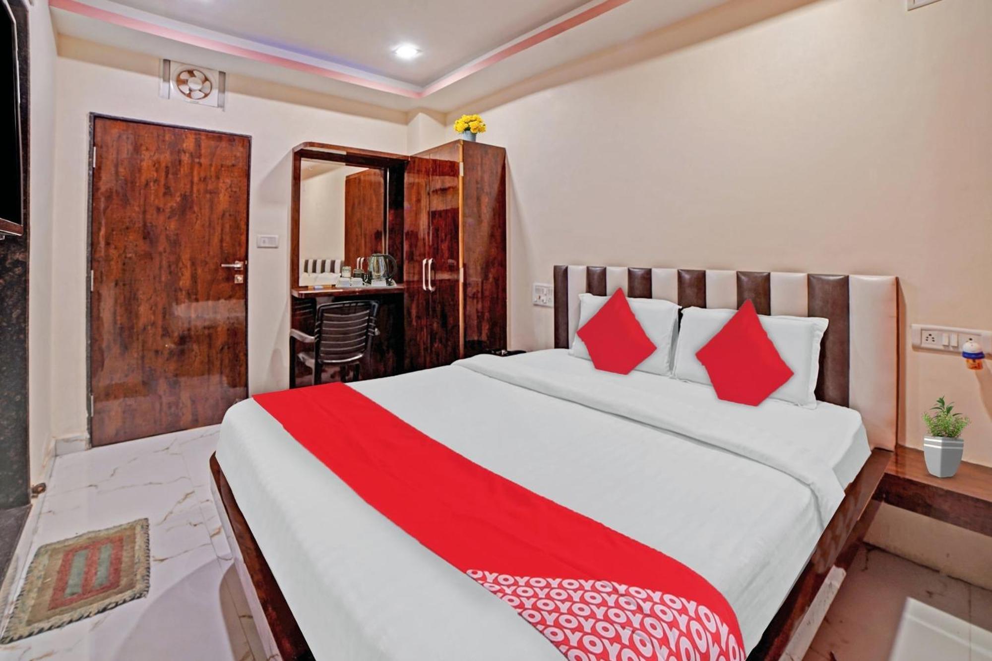 Hotel O Sandeep Rāipur Esterno foto